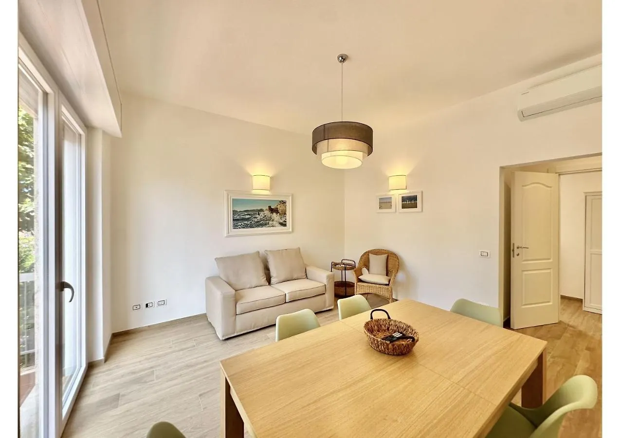 Luxe Apartment Camaiore