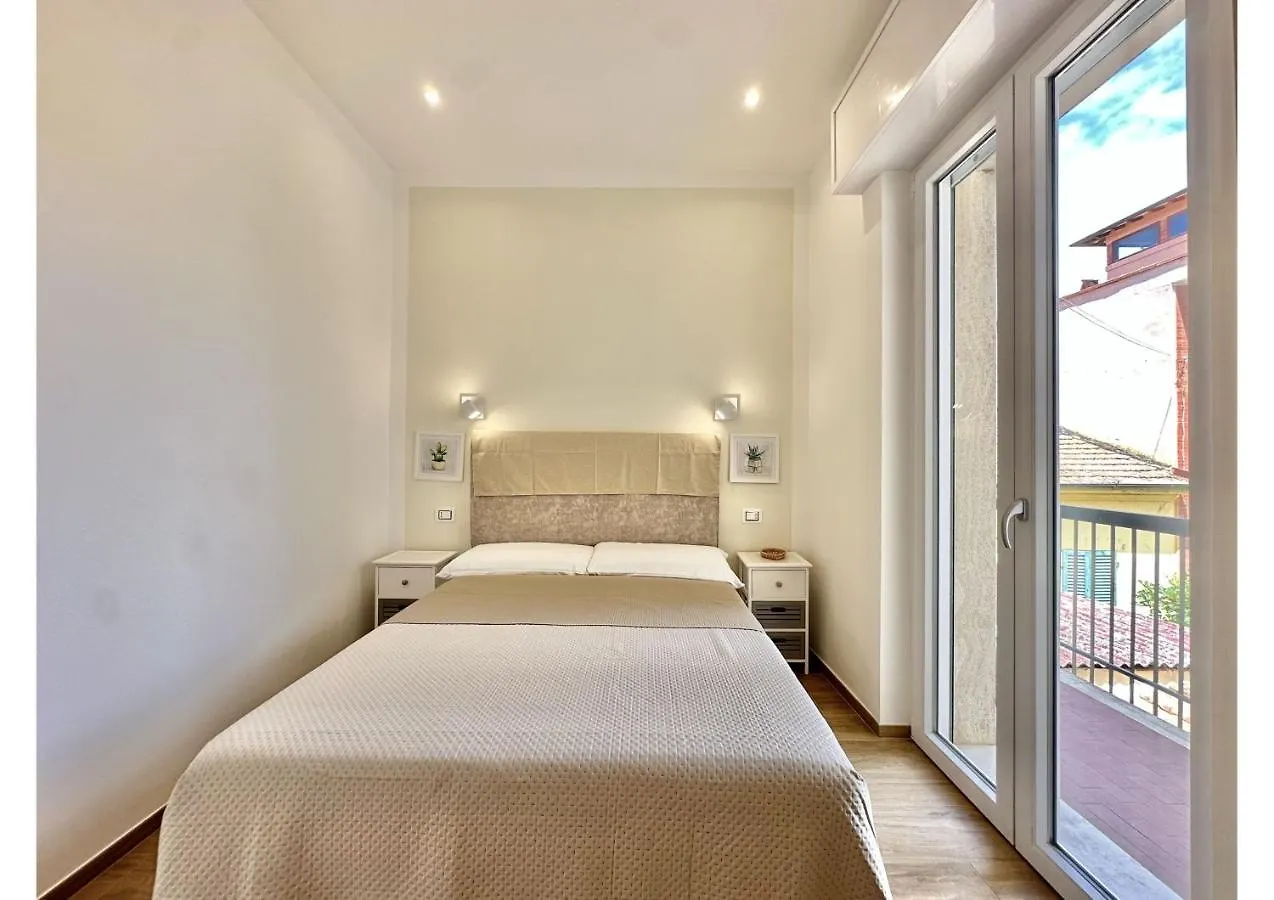 Luxe Apartment Camaiore