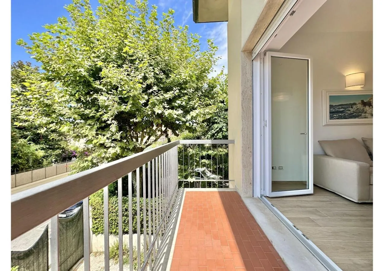 Luxe Apartment Camaiore